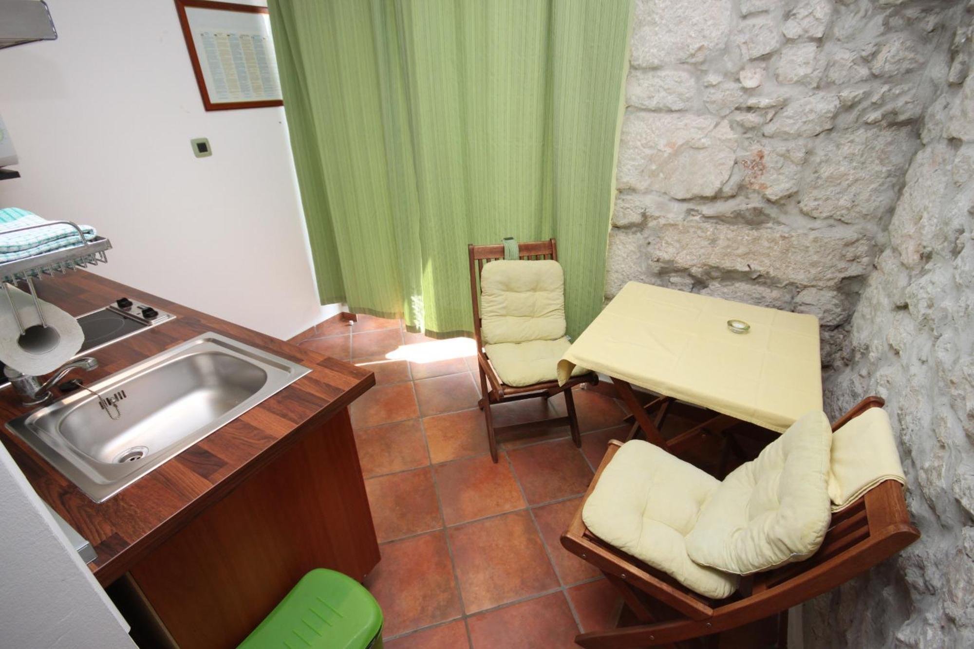 Apartments By The Sea Gradac, Makarska - 6661 Gradac  Bilik gambar
